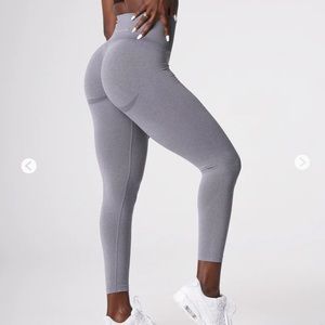NVGTN women’s grey curve seamless leggings sz M